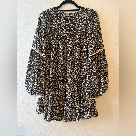 Bohemian Floral Babydoll Dress - Picture 4 of 5